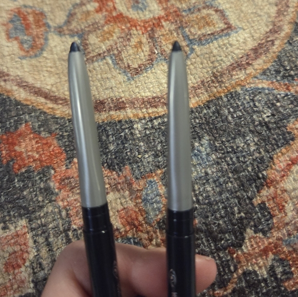 Clinique Quick Liner Eyeliner in Color 01 Intense Black Brand New Never Used - Picture 3 of 3